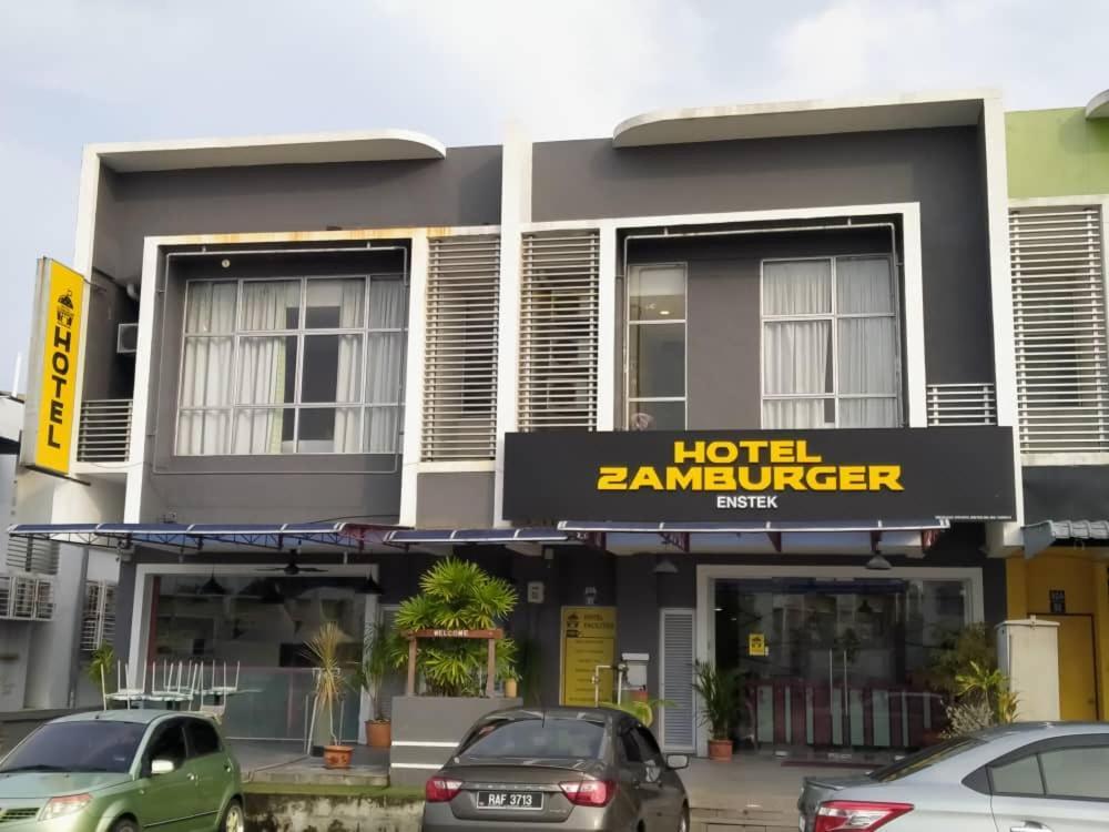 Hotel Zamburger Enstek Σεπάνγκ Εξωτερικό φωτογραφία