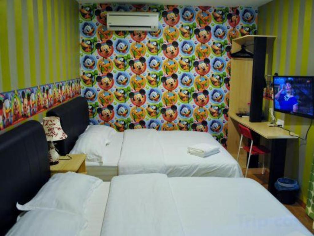 Hotel Zamburger Enstek Σεπάνγκ Εξωτερικό φωτογραφία