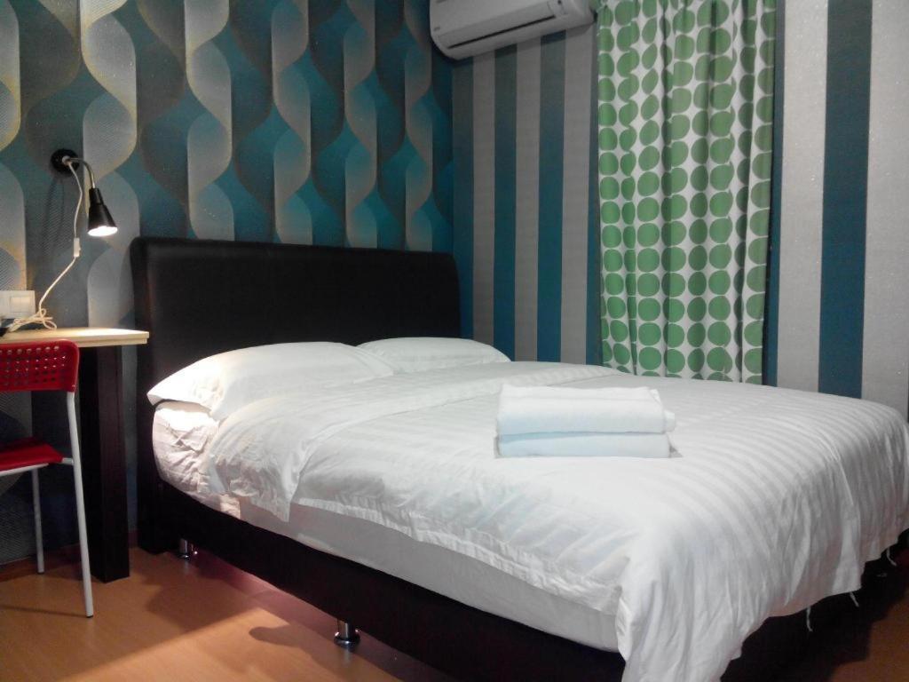 Hotel Zamburger Enstek Σεπάνγκ Εξωτερικό φωτογραφία