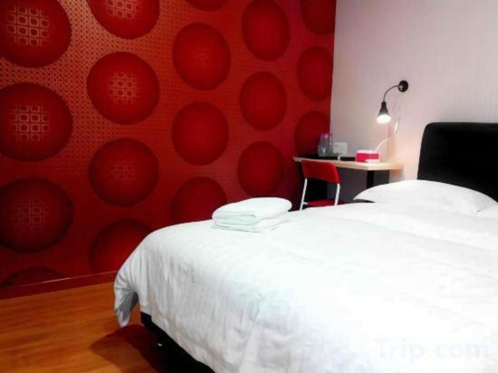 Hotel Zamburger Enstek Σεπάνγκ Εξωτερικό φωτογραφία